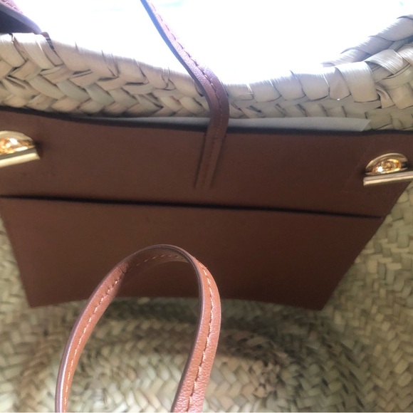 Veronica Beard Crest Market Tote Small - Picture 11 of 13